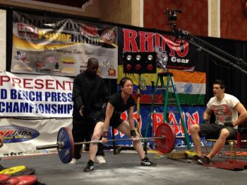 LInh Ngo powerlifting championship