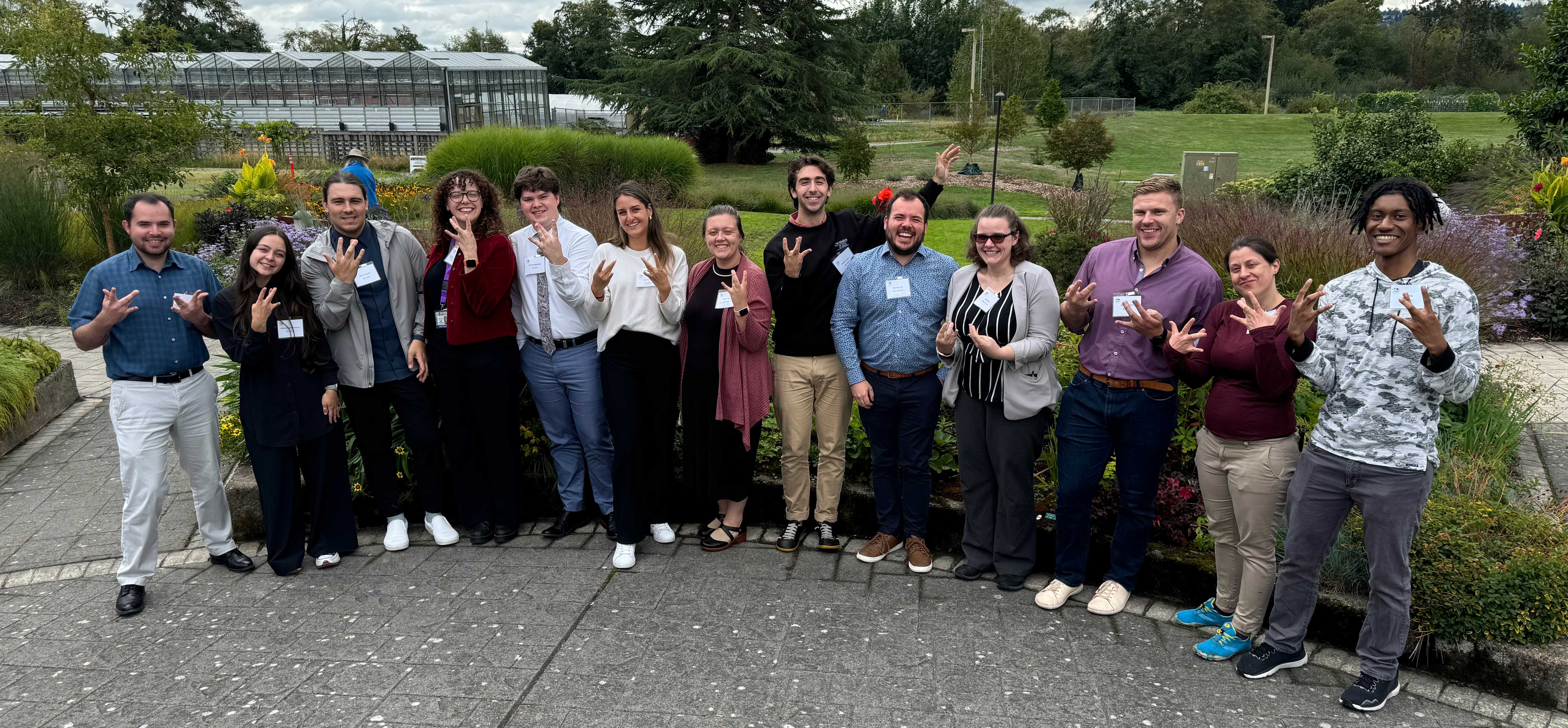 students lined up outside the Center for Urban Horticulture