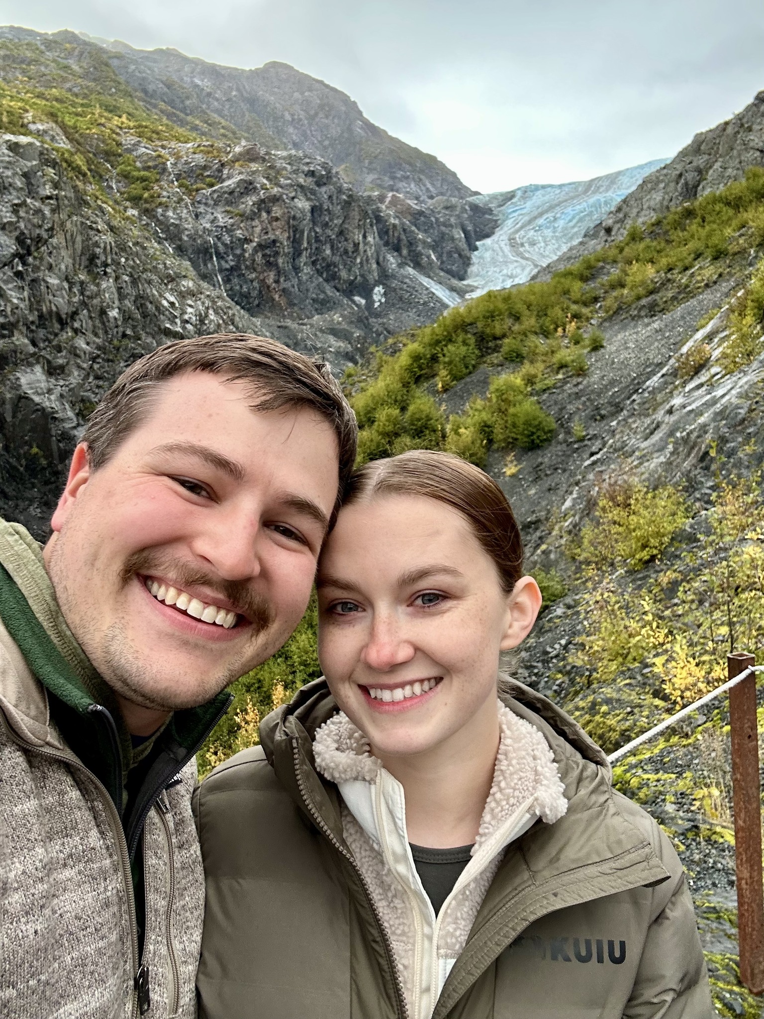 Growing Together in Montana WWAMI: Lars and Chelsey Ponsness