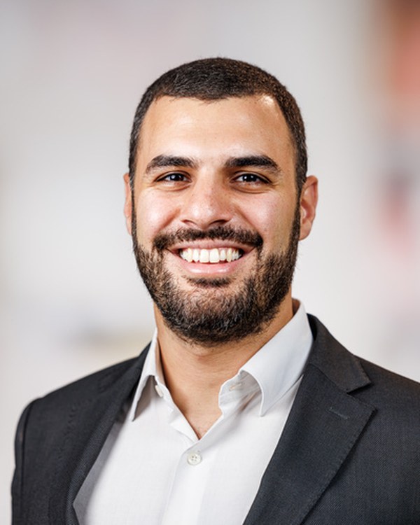 Portrait of Ralph Tayyar